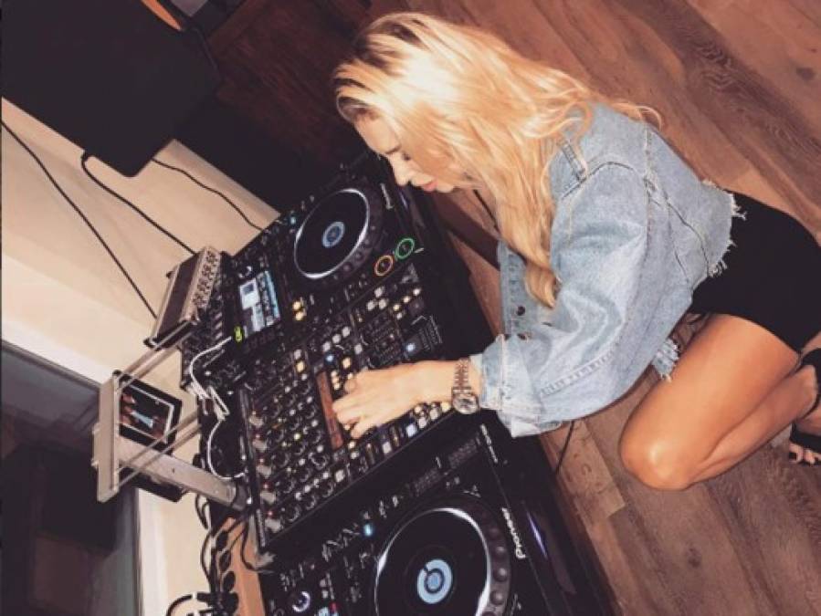 Casey Kiss, la hermosa DJ que animó la fiesta privada del Barcelona en Nueva York