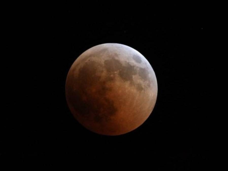 Esto debes saber del eclipse parcial de Luna que podrán ver los hondureños  