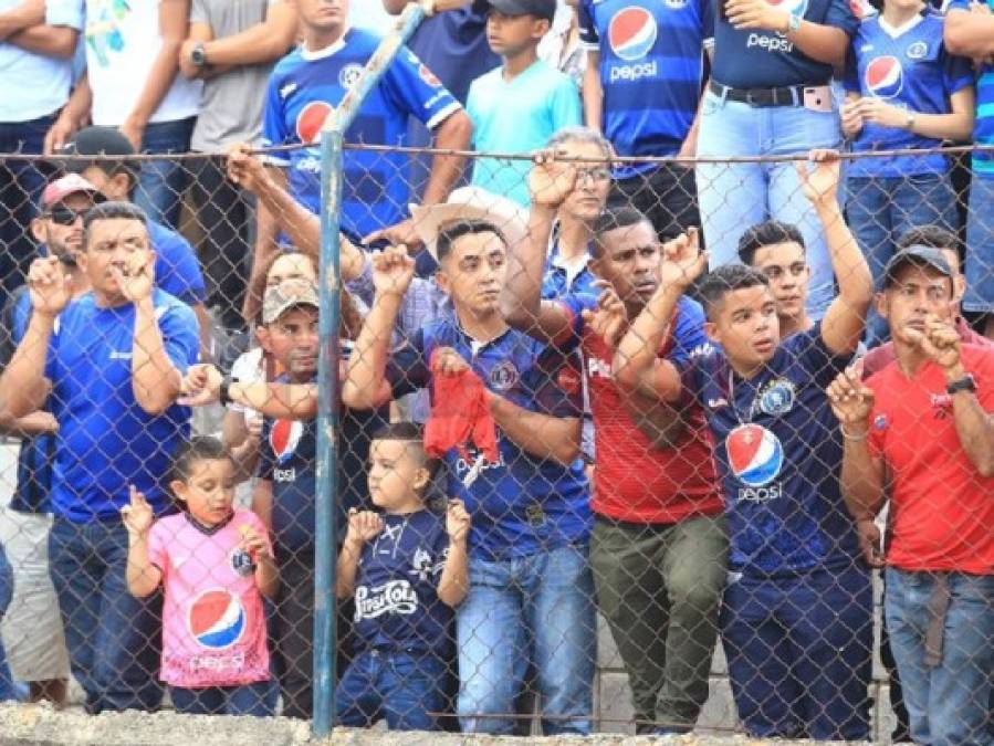 FOTOS: Danlí se viste de azul para recibir a Motagua vs Real de Minas en el Estadio Marcelo Tinoco