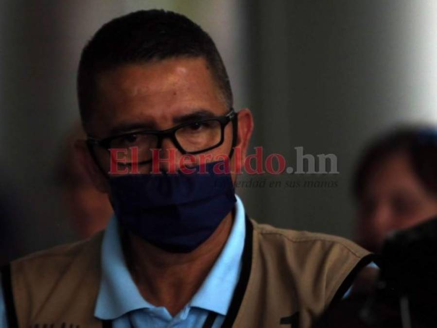 FOTOS: El descuidado uso de mascarillas en el aeropuerto Toncontín