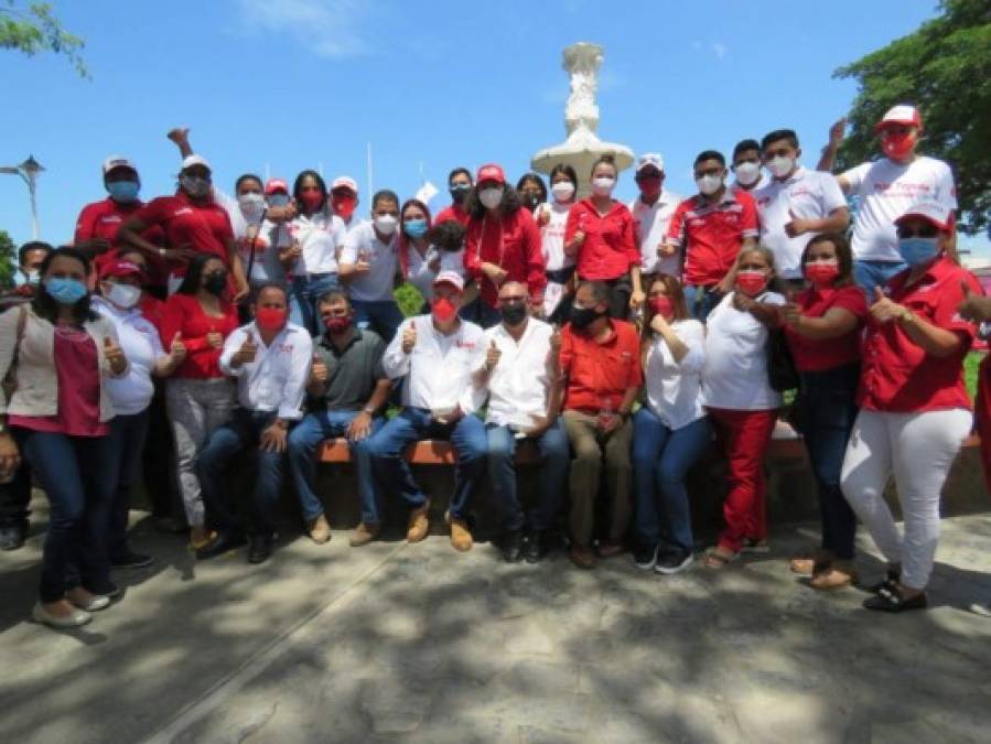 ¿Qué hacen los aspirantes presidenciales a una semana de las elecciones primarias? (Fotos)