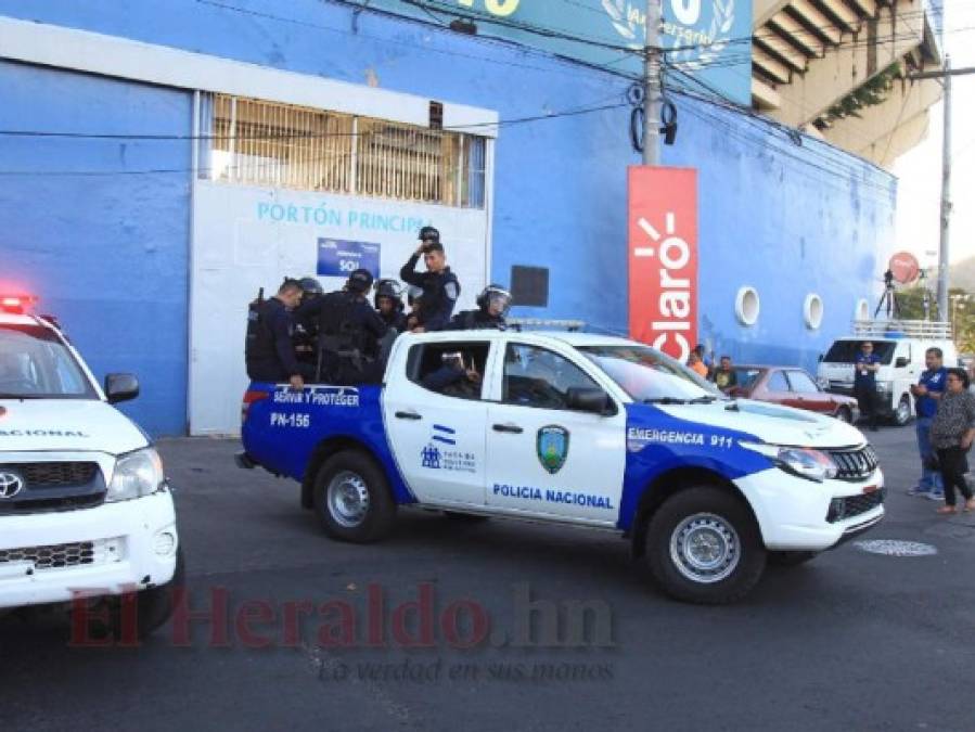 Rica comida, despliegue policial y euforia por la H: Ambiente en el Nacional