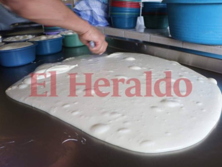 Así se prepara el mejor quesillo de la zona sur de Honduras en Pespire