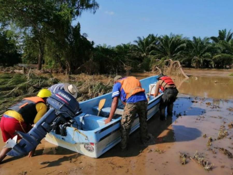 Tras una semana de arduas labores, sigue el rescate de afectados por Eta (Fotos)