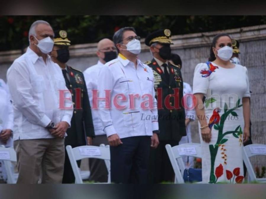 Discursos, color y homenajes a Honduras: así comenzaron fiestas de Independencia