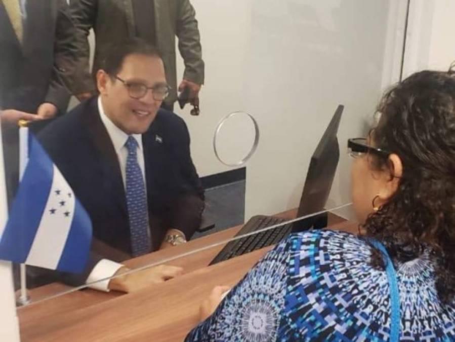 FOTOS: Así fue la inauguración del consulado de Honduras en Boston