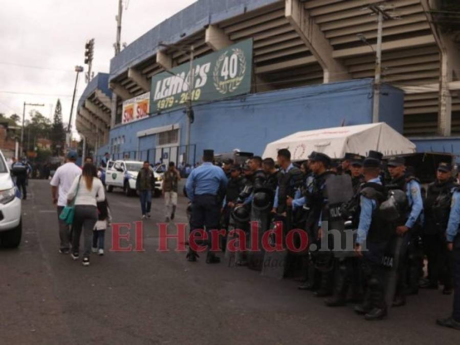 El ambiente que se vive en los desfiles patrios en la capital de Honduras