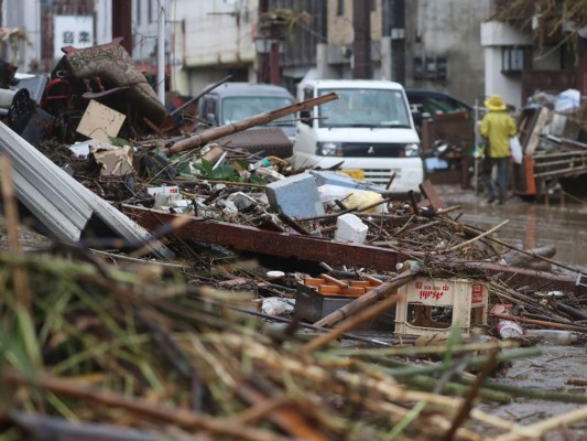 Imágenes impactantes de las labores de rescate por inundaciones en Japón