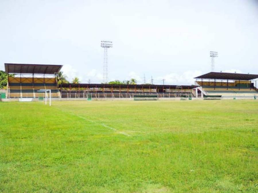 El preocupante estado de las canchas hondureñas