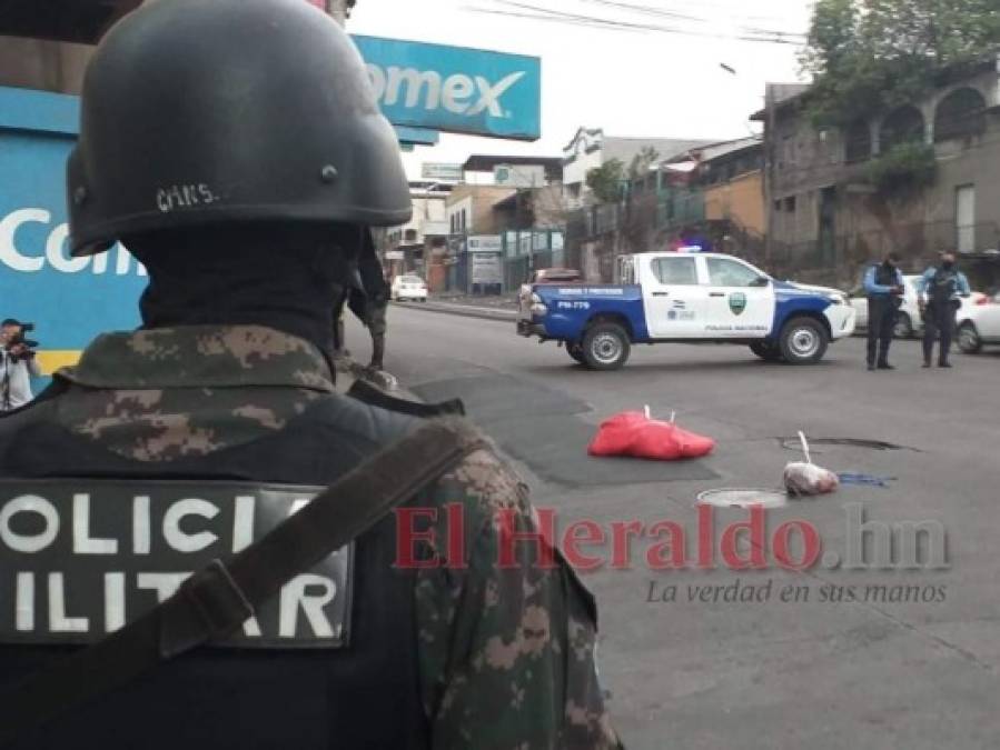 Los paquetes con restos de cerdo dispersos en la capital: ¿Broma de mal gusto o mensaje oculto? (FOTOS)