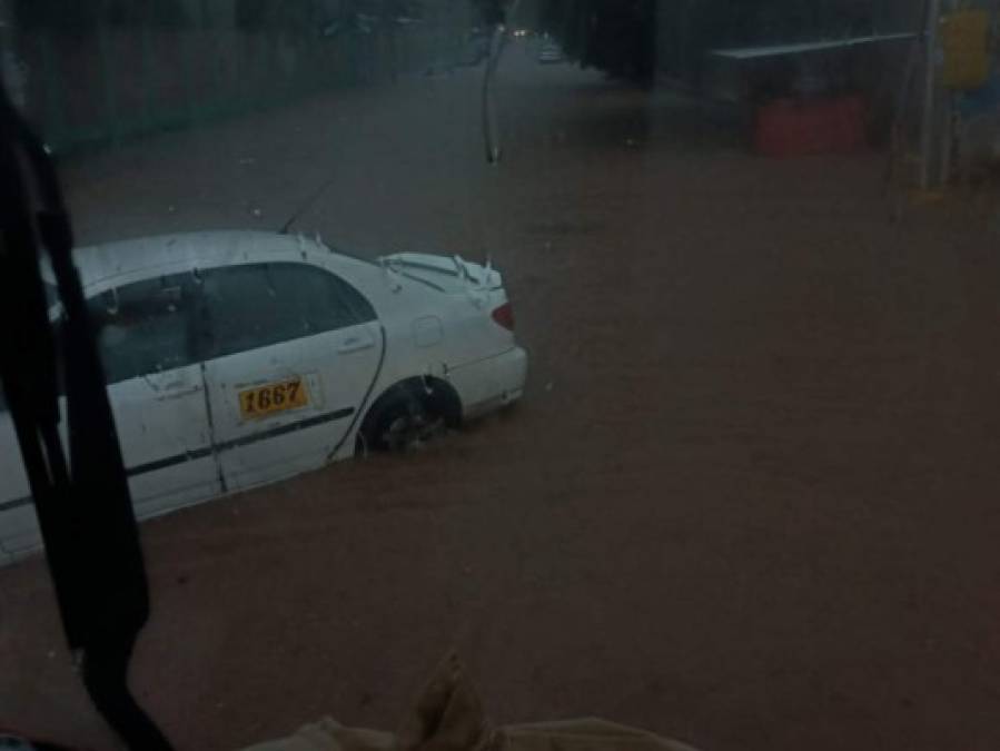 Inundaciones, deslizamientos y caos: semana de lluvias en la capital