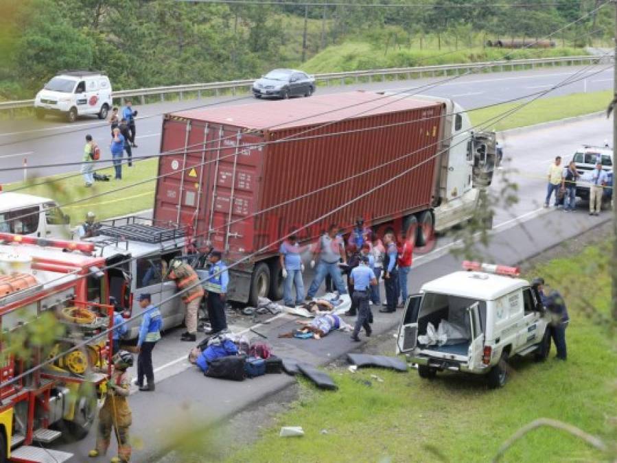 Las imágenes más impactantes del trágico accidente en carretera al norte