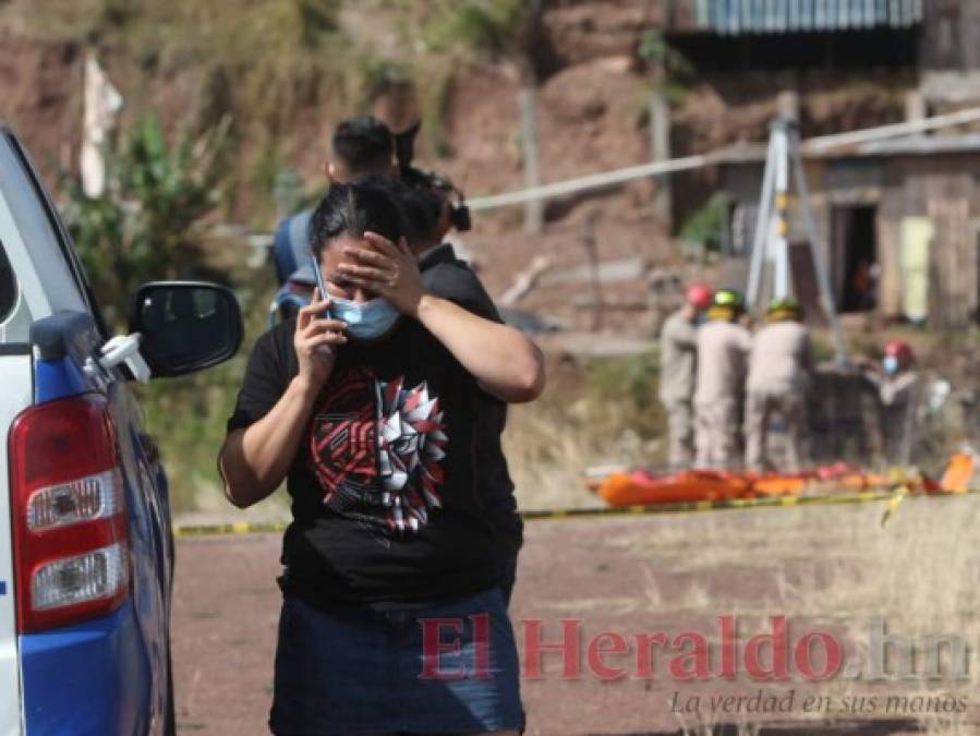 Las dramáticas imágenes del hallazgo del cadáver de un taxista raptado en la capital (FOTOS)