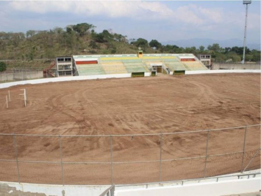 Así avanzan las labores de remodelación del estadio Carlos Miranda de Comayagua (Fotos)