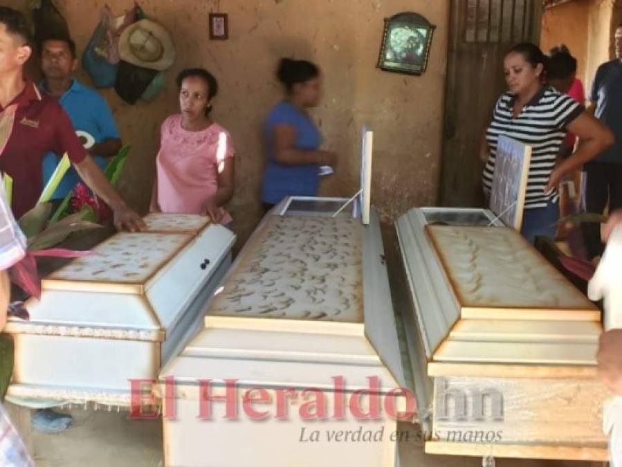 Consternación en velorio de tres niños asesinados por su padre en El Corpus, Choluteca