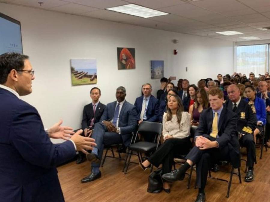 FOTOS: Así fue la inauguración del consulado de Honduras en Boston