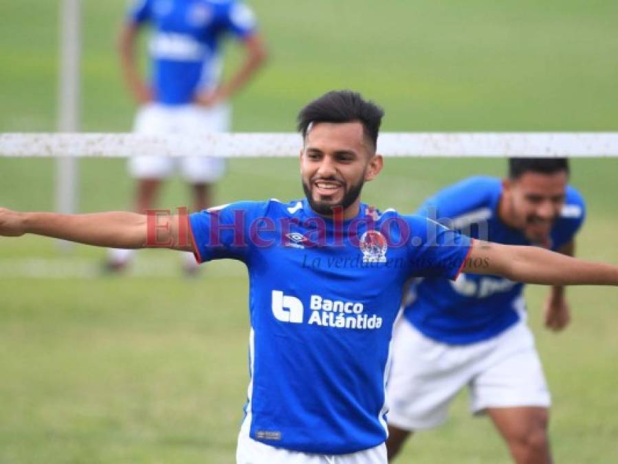 Con la visita de Fabián Coito, así fue el entrenamiento del Olimpia en el Estadio Nacional