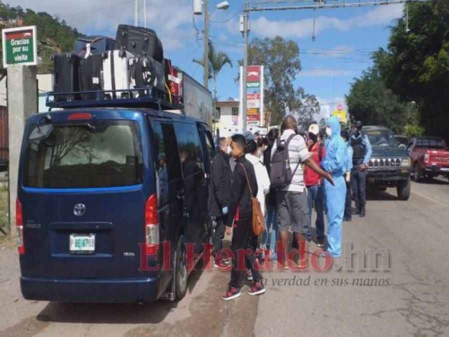 FOTOS: Hondureños que llegan al país pasarán cuarentena en la Villa Olímpica