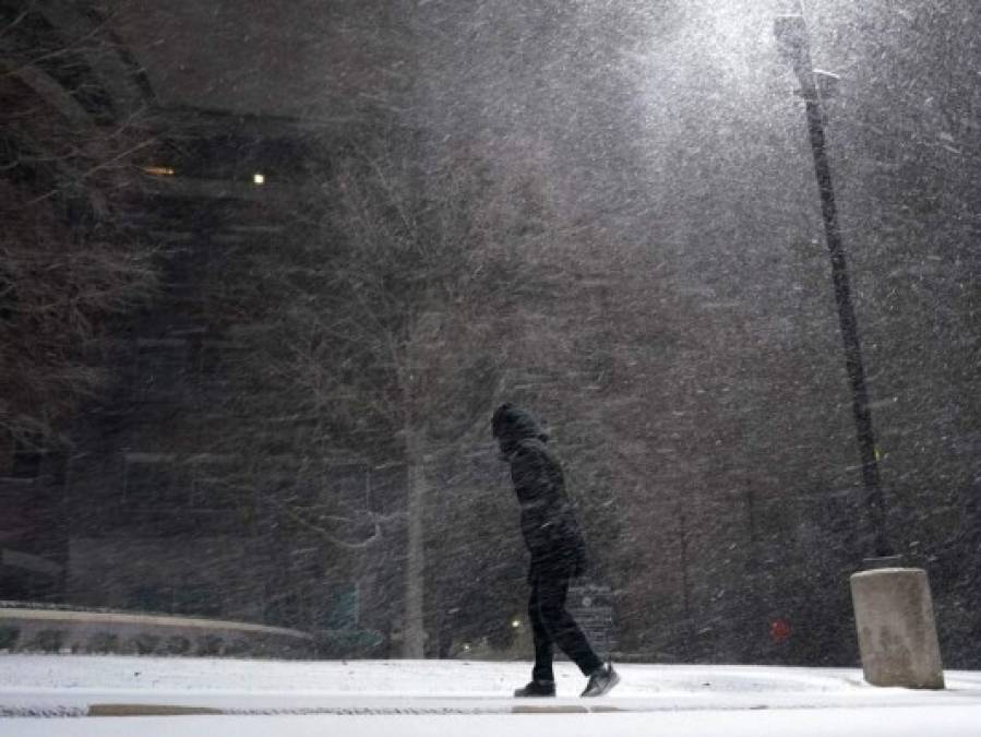 La tormenta invernal en Estados Unidos ya deja 38 muertos (Fotos)