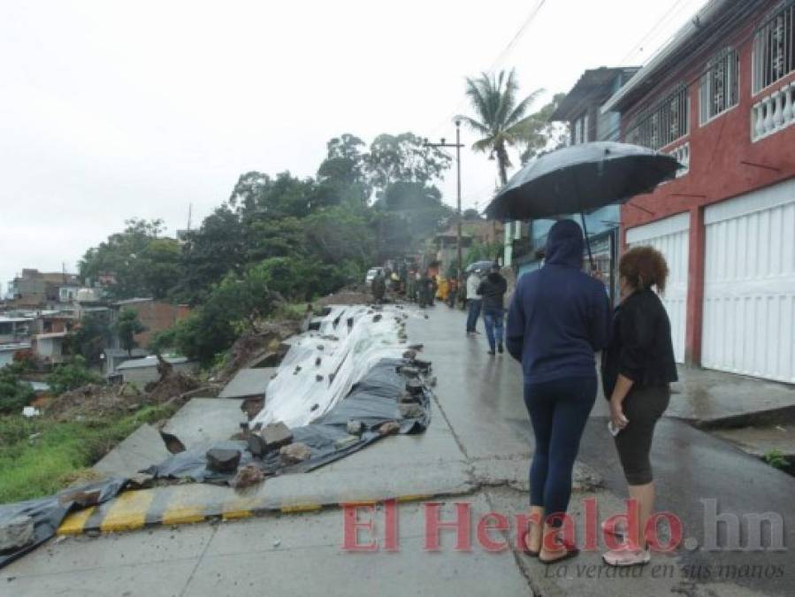 FOTOS: Derrumbes e inundaciones, los primeros efectos de Eta en la capital