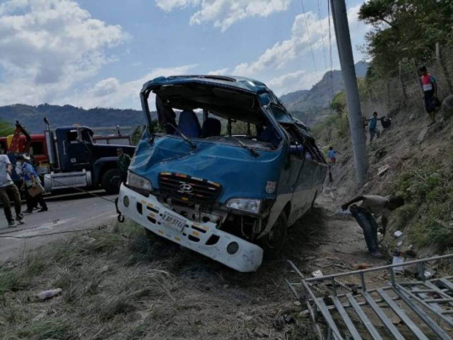 Las imágenes del aparatoso accidente en Copán que dejó 10 heridos