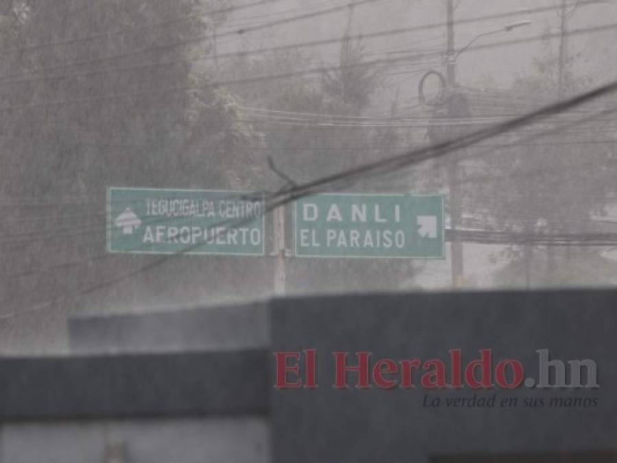 FOTOS: Los estragos que causó el fuerte aguacero este martes en la capital