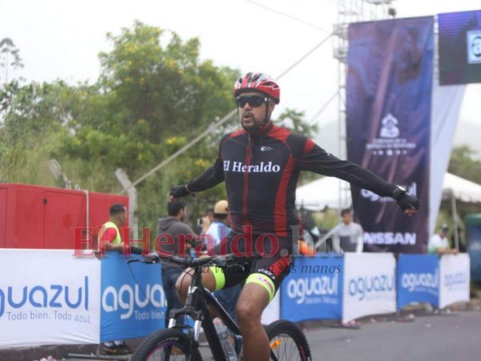 VIII Vuelta Ciclística EL HERALDO: Un recorrido en imágenes