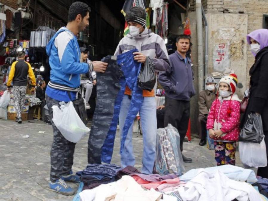 FOTOS: Irán, país que anunció su peor balance de muertos por coronavirus