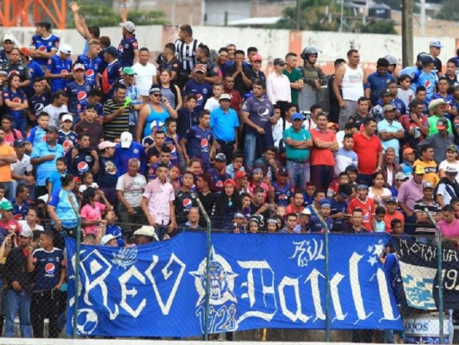 FOTOS: Danlí se viste de azul para recibir a Motagua vs Real de Minas en el Estadio Marcelo Tinoco