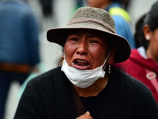 Bolivia sumida en protestas tras renuncia de Evo y autoproclamación de Añez