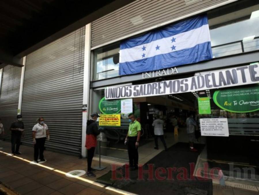 Control de temperatura, distancia y desinfección: así es ir al supermercado en tiempos de pandemia