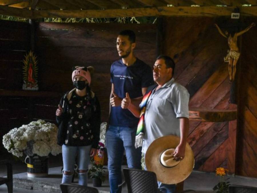 Helio Neto, sobreviviente de la tragedia aérea del Chapeoense, visitó la zona donde murieron sus compañeros tras conmemorarse cinco años del accidente