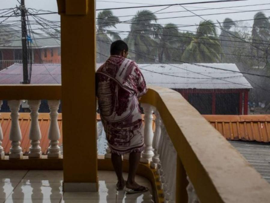 Centroamérica clama ayuda para reconstrucción ante devastaciones por huracanes (FOTOS)