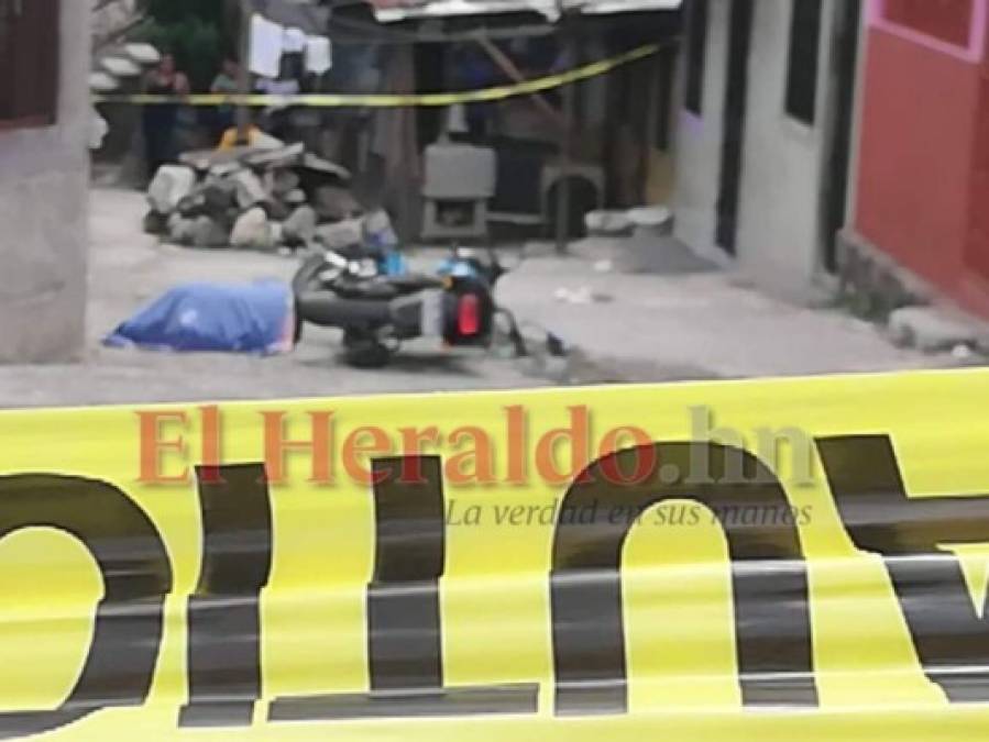 FOTOS: Escena donde asesinaron a motociclista en la colonia 3 de Mayo