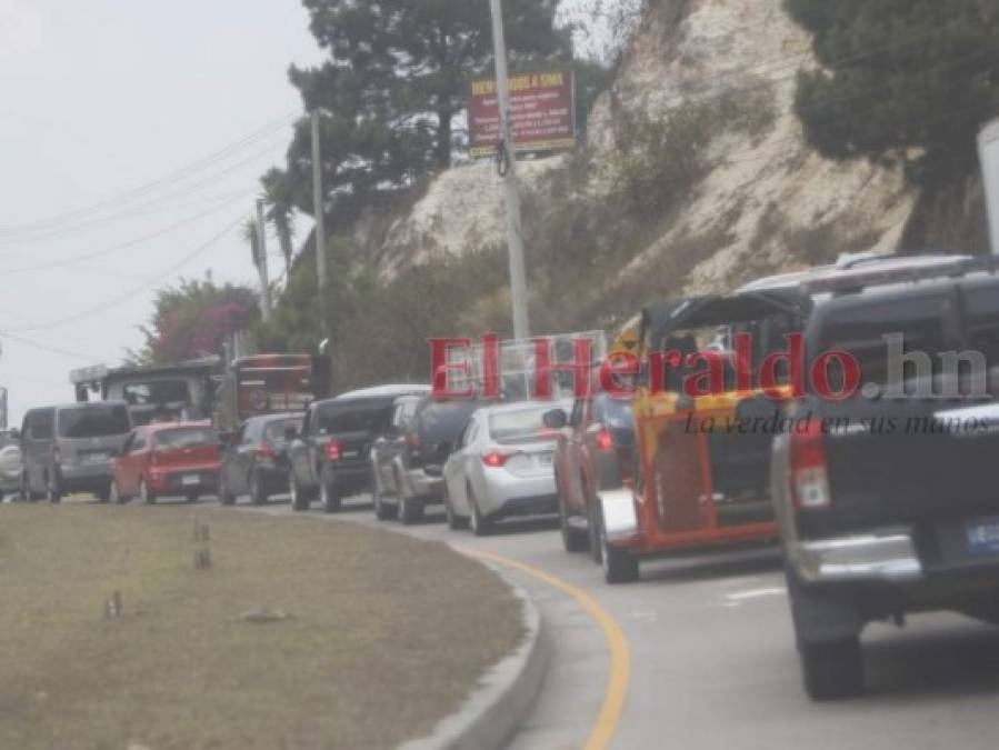 Primer 'éxodo' previo a Semana Santa dejó inspecciones y pruebas de alcoholemia en la carretera hacia el norte