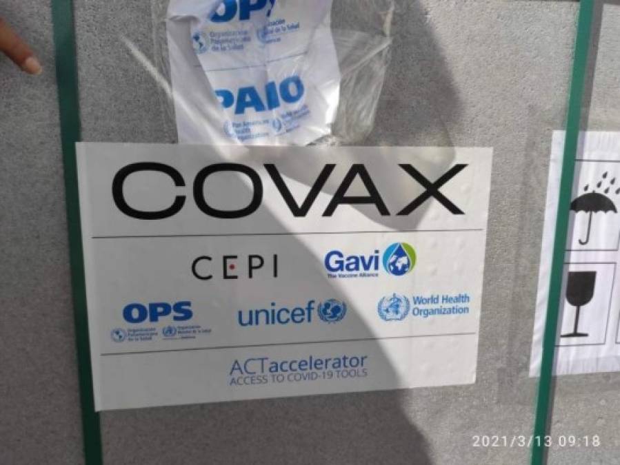 Primeras imágenes de la llegada de vacunas donadas por Covax a Honduras