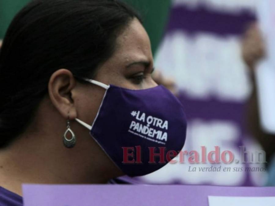 Hondureñas protestas contra la otra pandemia que sufren las mujeres, la violencia (FOTOS)