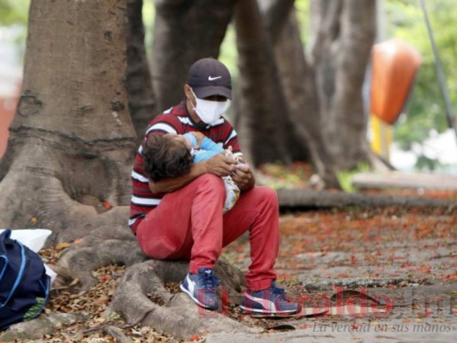 FOTOS: Los rostros inocentes de la mendicidad provocada por el Covid-19