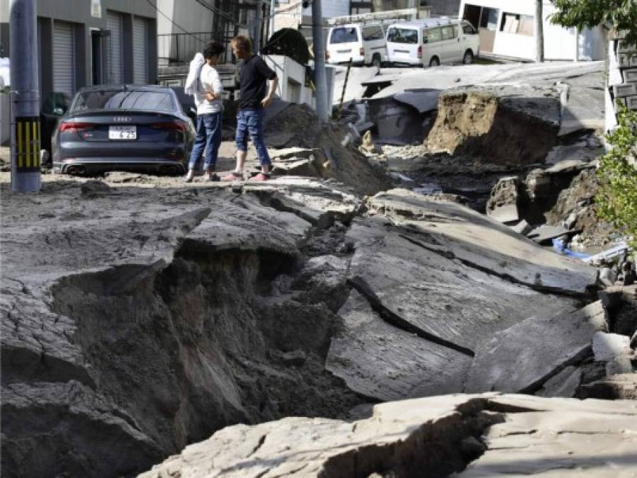 Imágenes de los daños provocados por terremoto en Japón