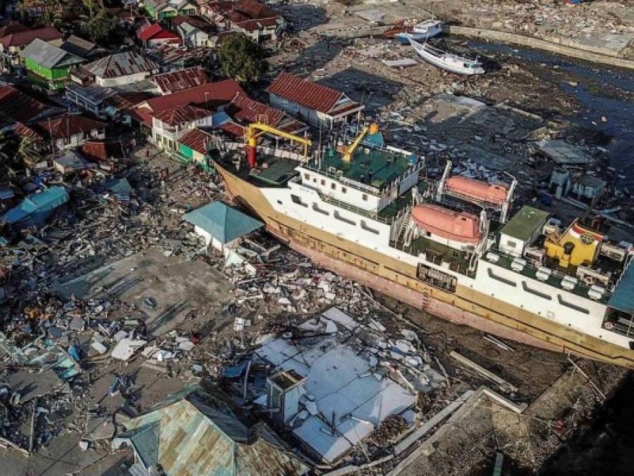 15 imágenes para recordar los 15 años del devastador tsunami en Indonesia