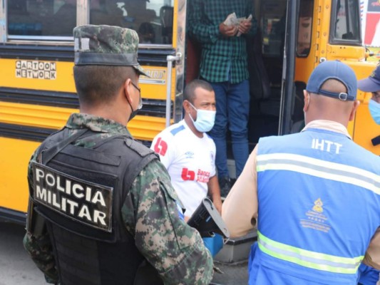 Desarrollan fuerte operativo de seguridad en las salidas de la capital de Honduras (Fotos)