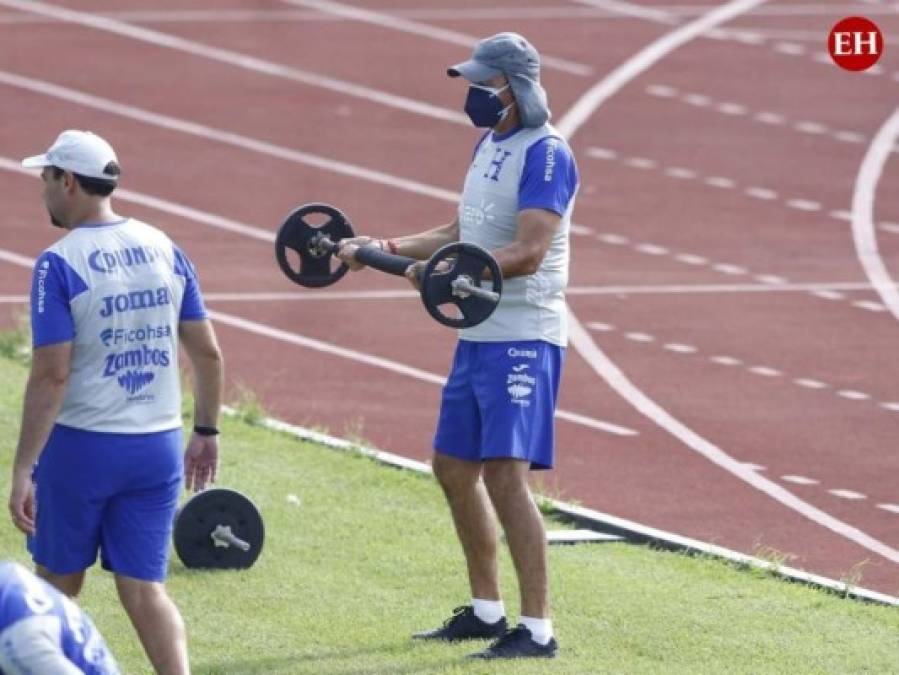 Choco Lozano, Alberth Elis y Jonathan Rubio entrenaron con la Selección de Honduras en el estadio Olímpico