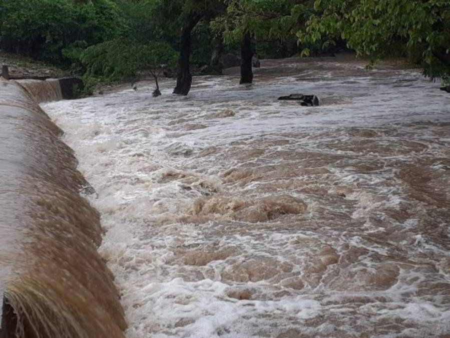 Una masacre, femicidios y trágicos accidentes: resumen de sucesos en Honduras