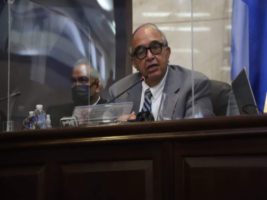 Con reconocimientos, aprobación de reformas y contratos se despidió el actual Congreso Nacional (Fotos)