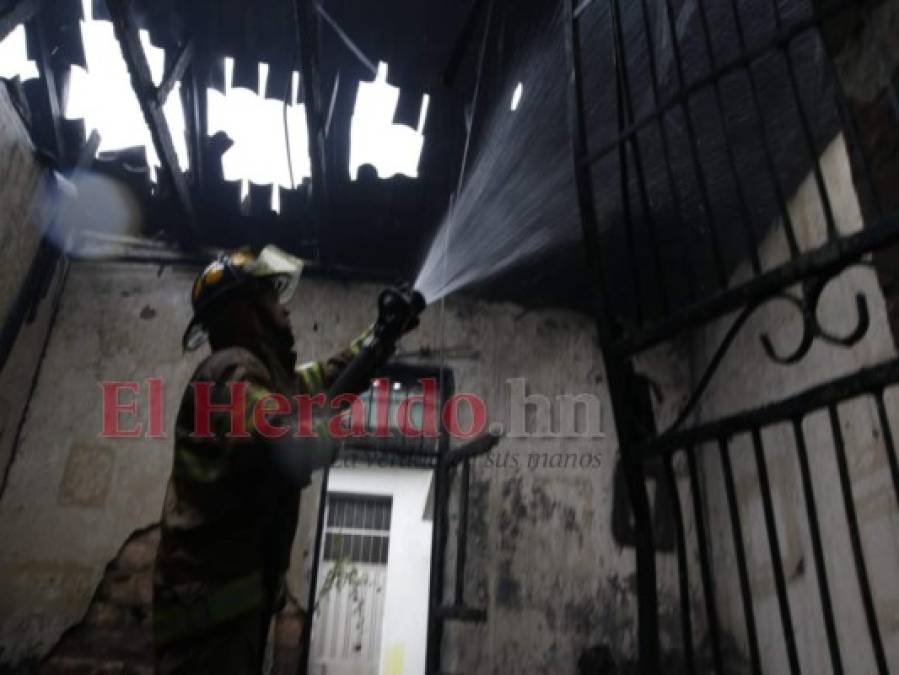 Incendio casi destruye por completo histórico inmueble de la avenida Cervantes (FOTOS)