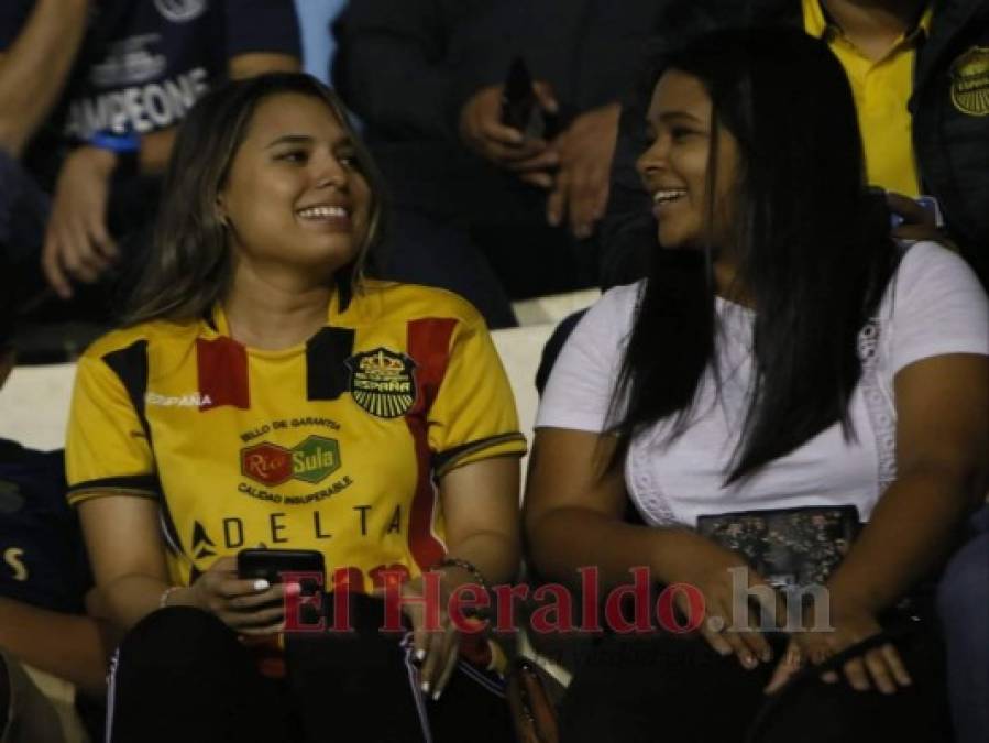 FOTOS: Presencia femenina en la jornada 8 de la Liga Nacional