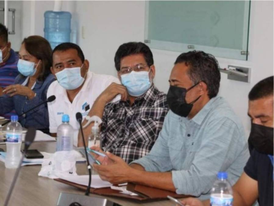 Brote de cólera, llegada de más vacunas y el pedido de extradición del exjefe de la Policía marcaron la semana