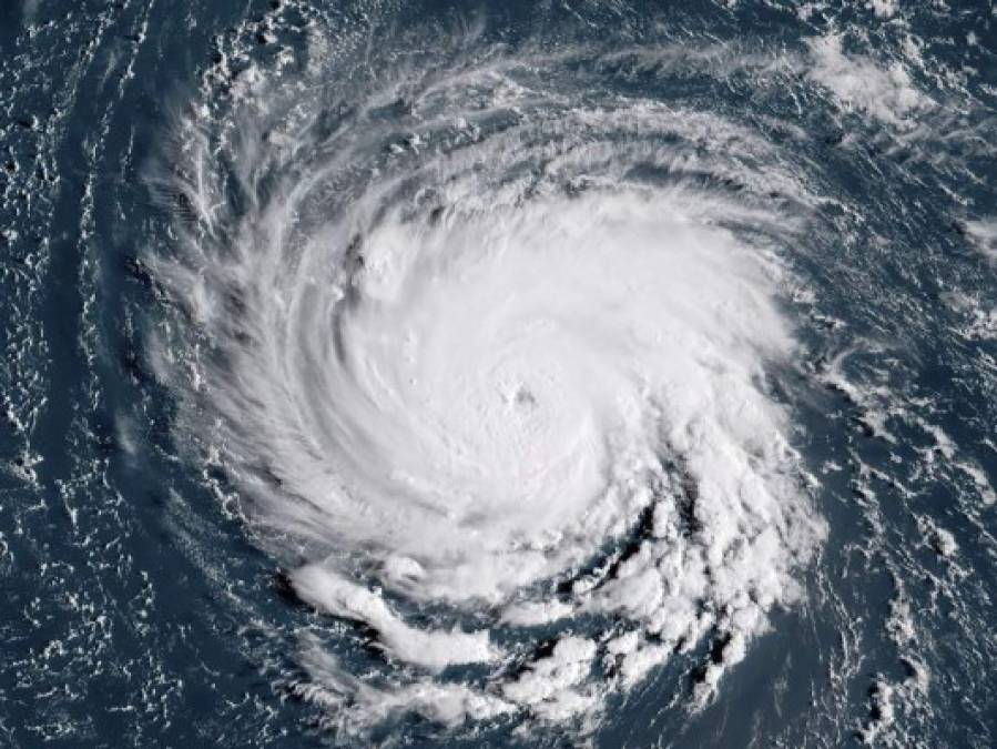 FOTOS: Impresionantes imágenes del huracán Florence desde el espacio