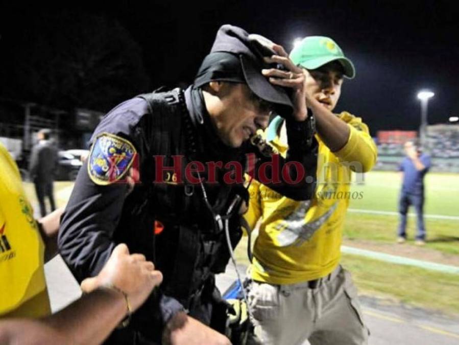 FOTOS: Lo que dejó el disturbio previo al juego entre Alianza vs Olimpia