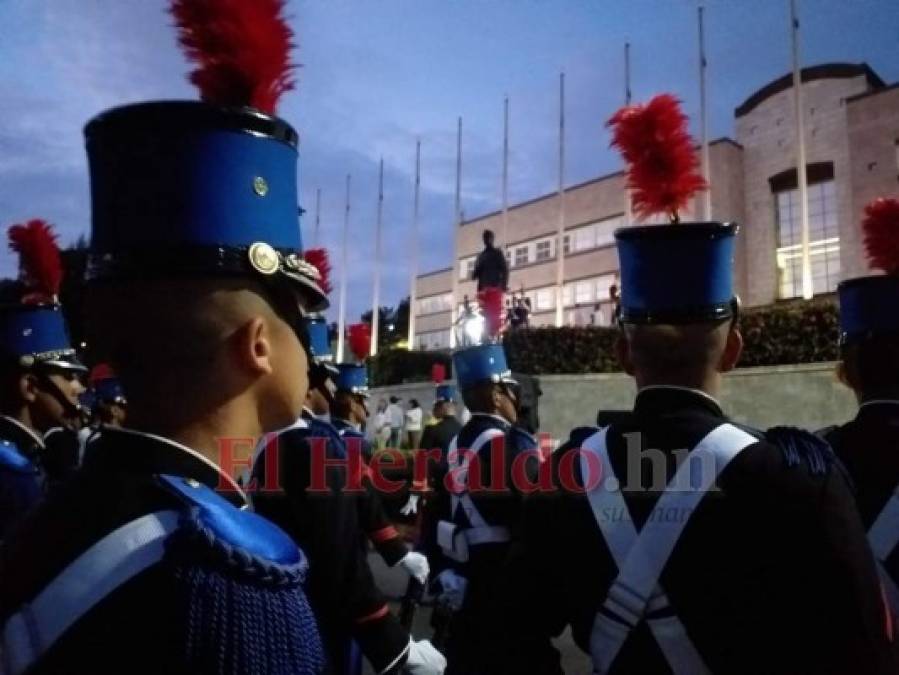 Honduras: Así iniciaron los actos del 198 aniversario de independencia